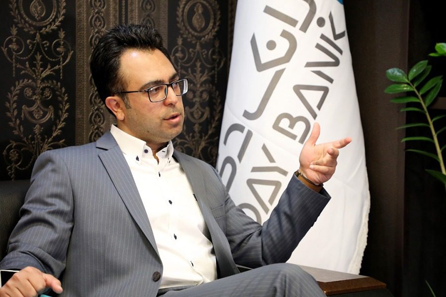 محمد علی بخشی زاده، معاون فناوری اطلاعات و بانکداری الکترونیک بانک دی