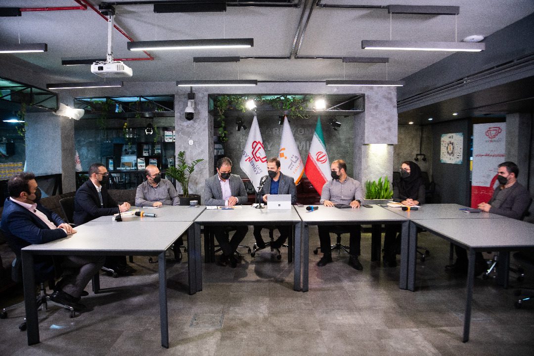 بررسی تجربه‌های زیسته نوآوری باز در ایران