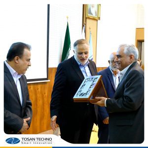 تقدیر از توسن تکنو در آیین گرامیداشت روز ملی صنعت و معدن