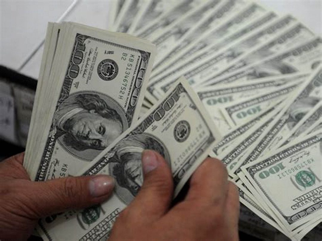هشدار بانک مرکزی نسبت به خرید دلار تقلبی از صرافیهای غیر مجاز