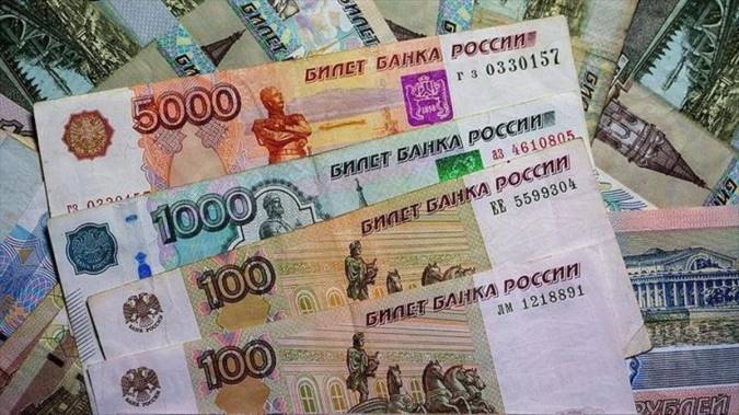 افزایش ۸۰ درصدی تقاضای پول نقد در روسیه