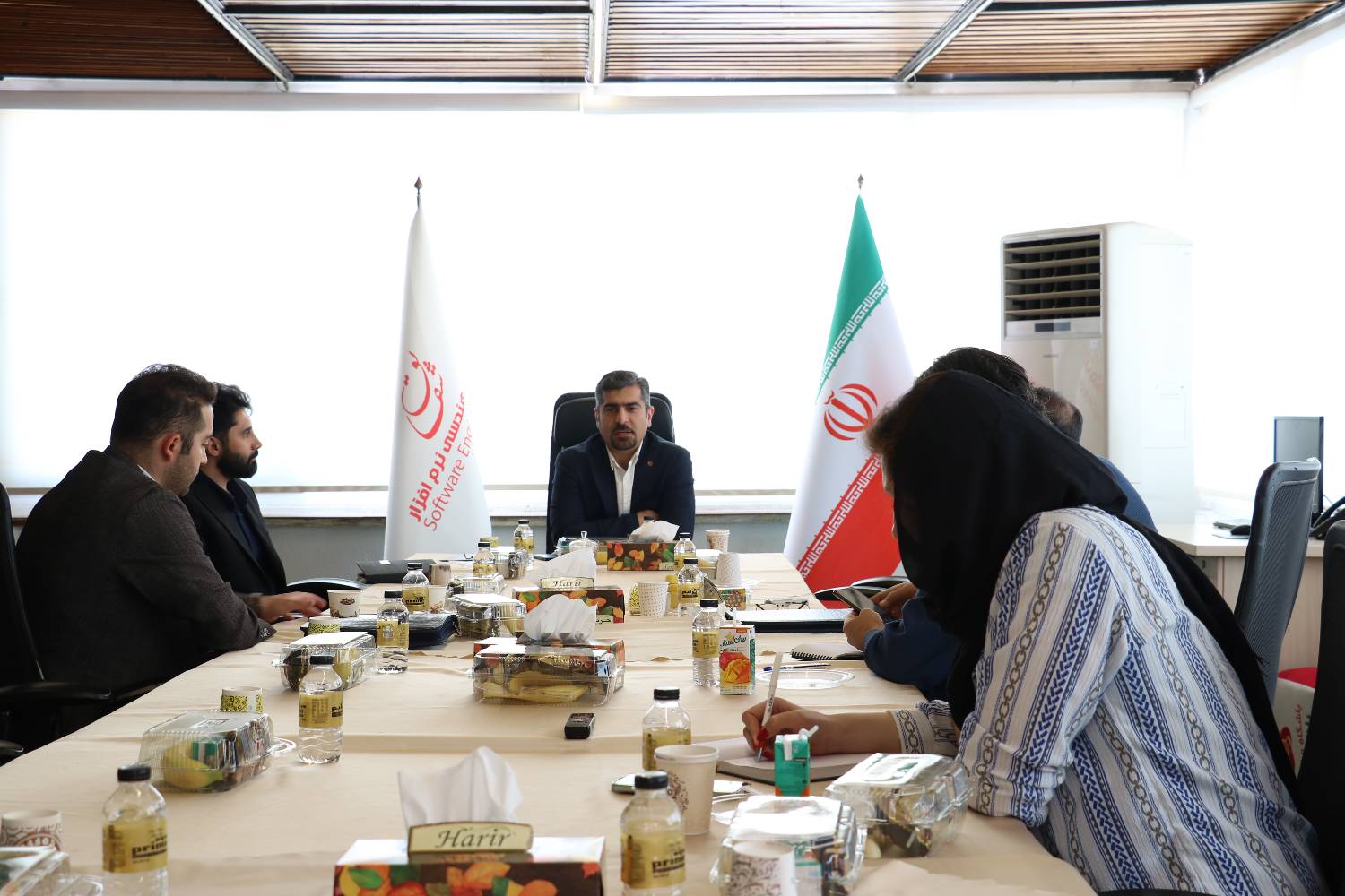 جت وام ویدیو بانک مهندسی نرم افزار شقایق