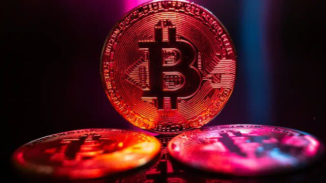 قیمت بیت کوین نزولی خواهد بود