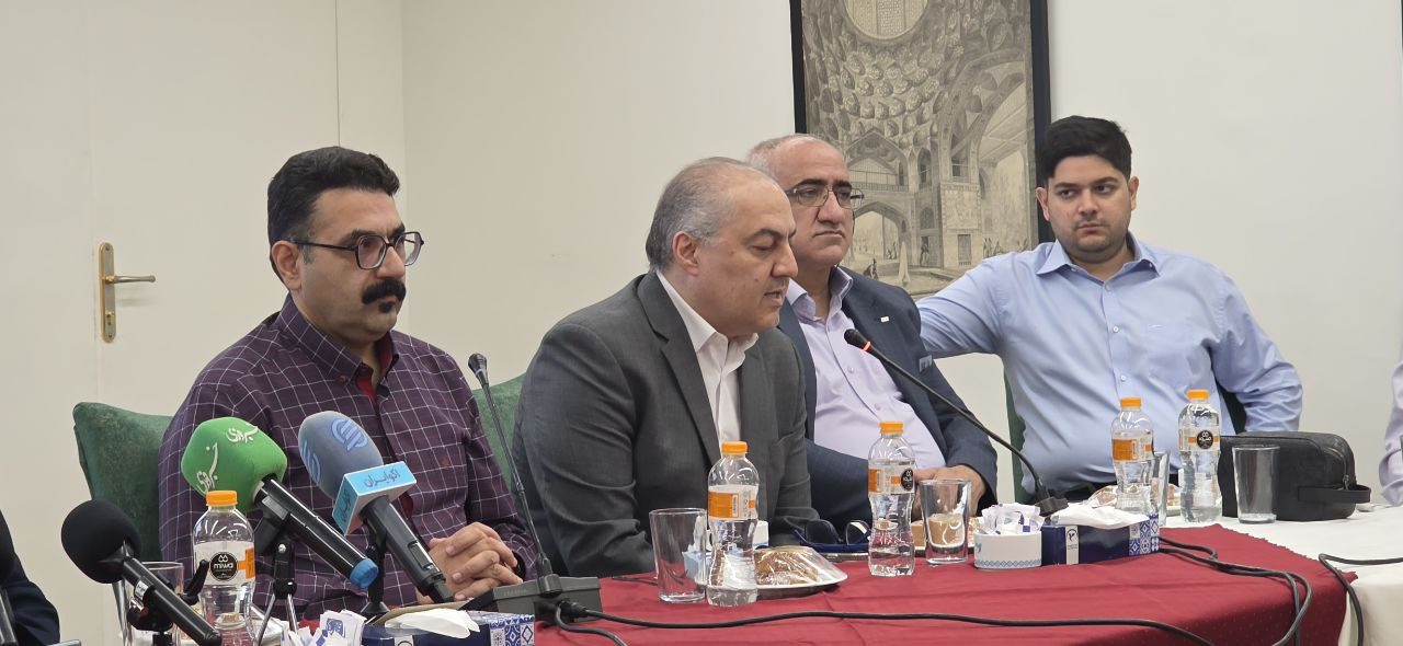 افشین کلاهی