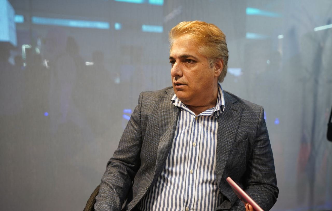 حضور بلو در الکامپ