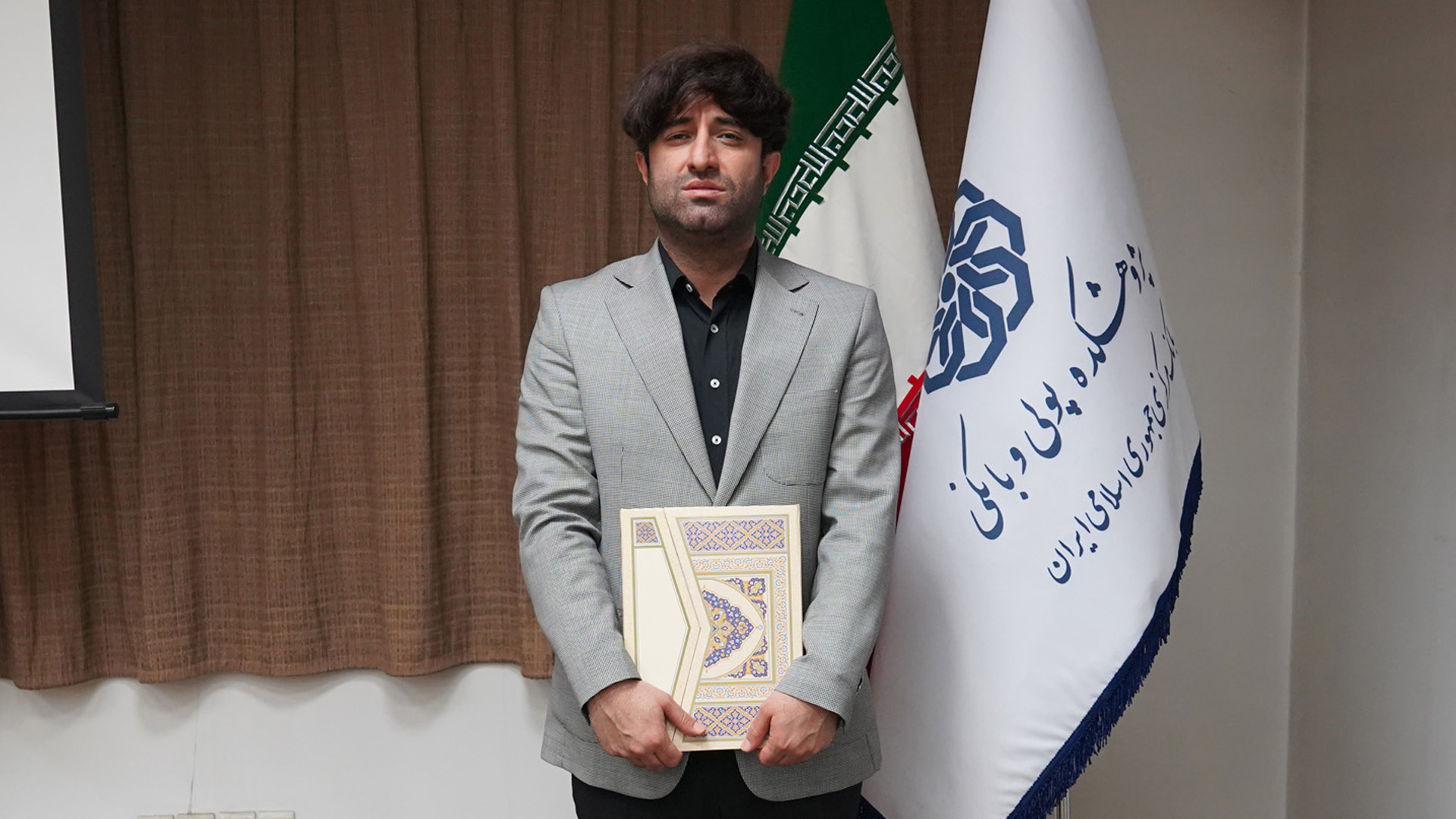 مدیر آینده پژوهی بانک پارسیان