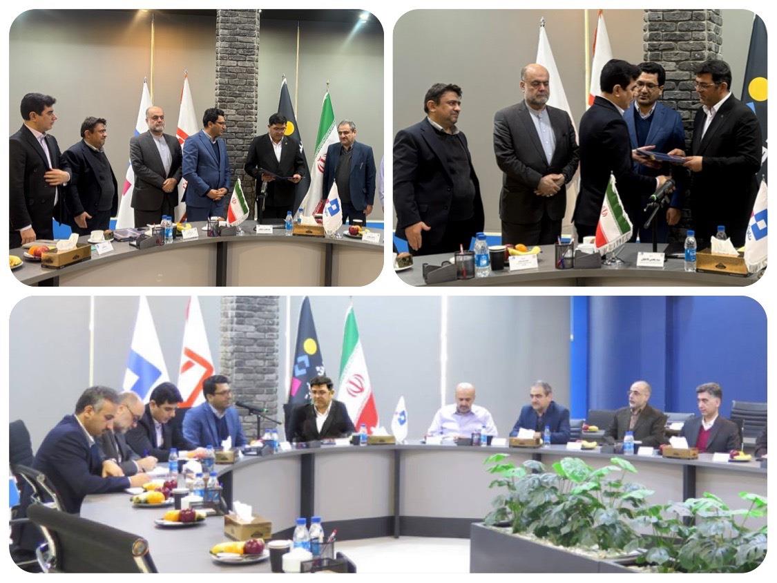 رضا علیخانی