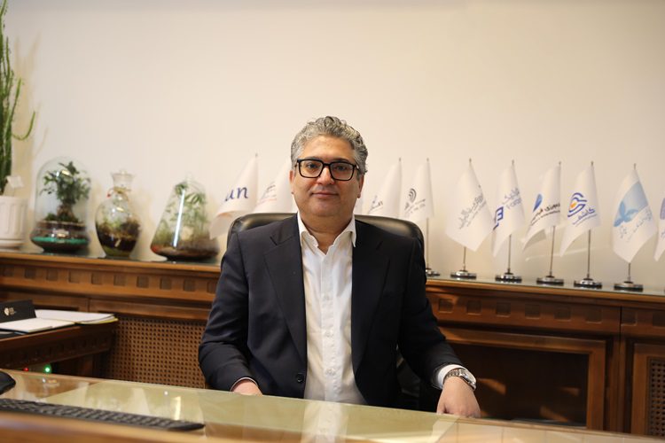 رضا ناصری نیک