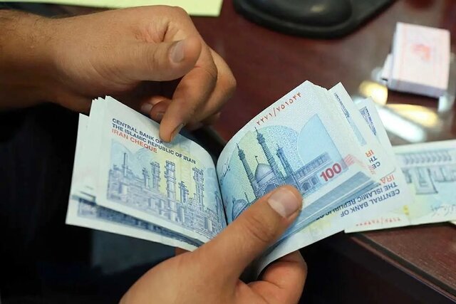 زمان پرداخت حقوق کارکنان دولت اعلام شد