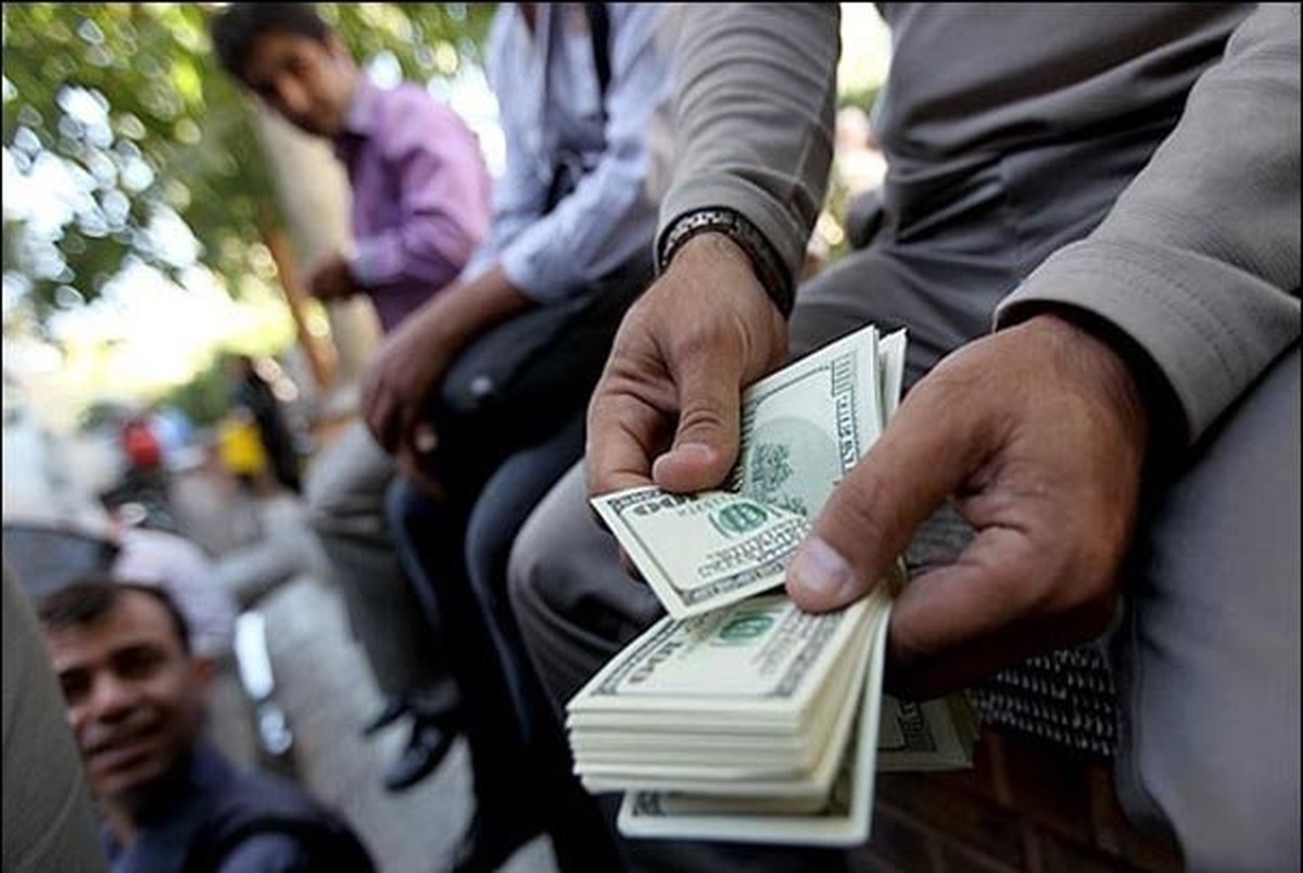 خرید هیجانی ارز