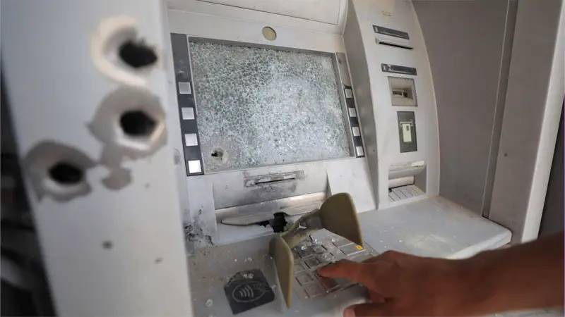 آزمون تاب‌آوری بانک‌ها