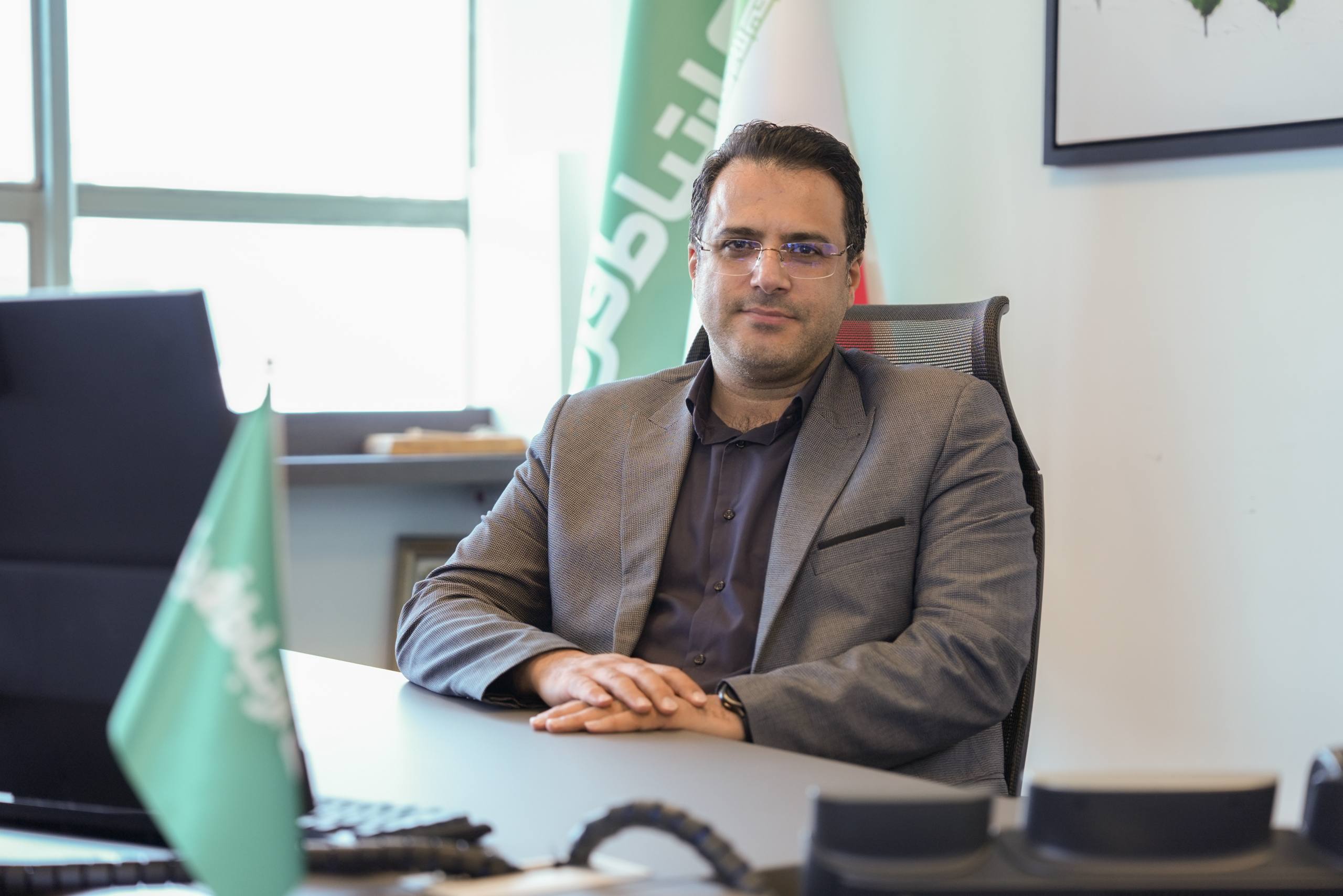 مهدی باستان